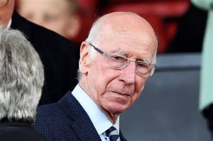 Bobby Charlton Net Worth