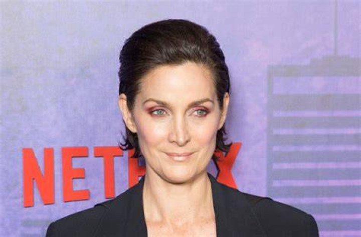 Carrie-Anne Moss Net Worth