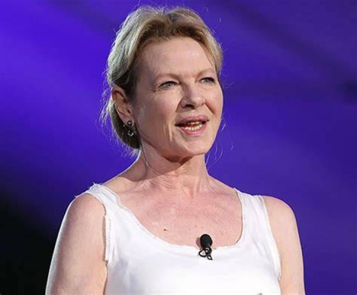 Dianne Wiest Net Worth 2024