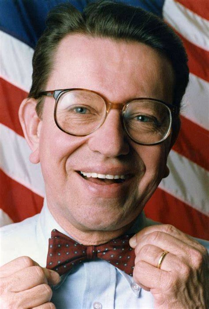 Paul Simon (Politician) Paul Simon (Politician)