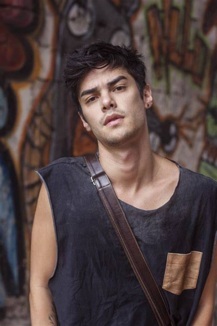 Vini Uehara Vini Uehara
